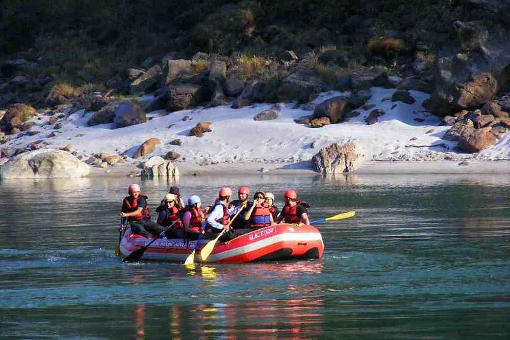 Rishikesh 1 Night 2 Days Rafting Tour 